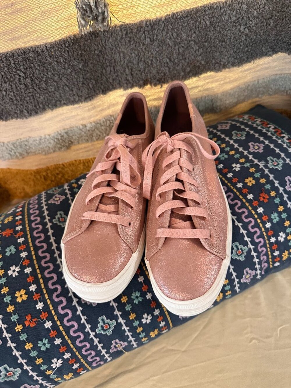 Keds Women's Triple Kick Glitter Suede Sneakers - 9/40